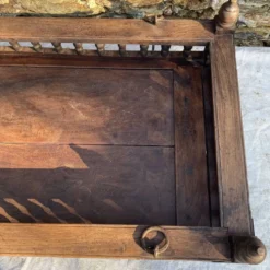 Ancien berceau indien à suspendre en bois sculpté, XIXe / début XXe