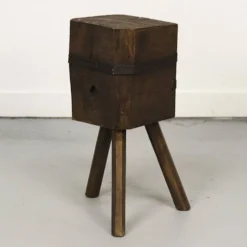 Ancien bloc de découpe en chêne primitif Wabi Sabi
