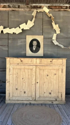 Ancien buffet de campagne bois brut