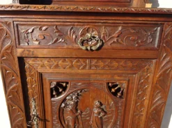 Ancien buffet, vaisselier breton