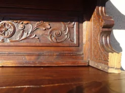 Ancien buffet, vaisselier breton