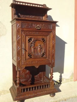Ancien buffet, vaisselier breton