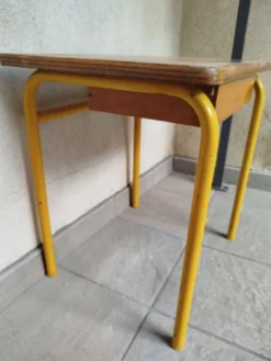 Ancien bureau d'écolier