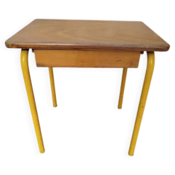 Ancien bureau d'écolier