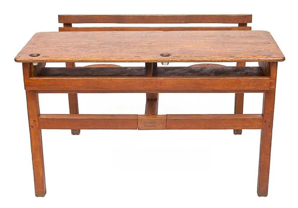 Ancien bureau d'écolier