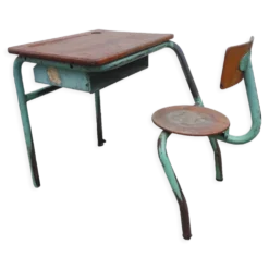 Ancien bureau d'enfant monobloc