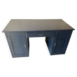 Ancien bureau des années 80 repeint en bleu