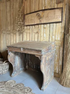 Ancien bureau scriban
