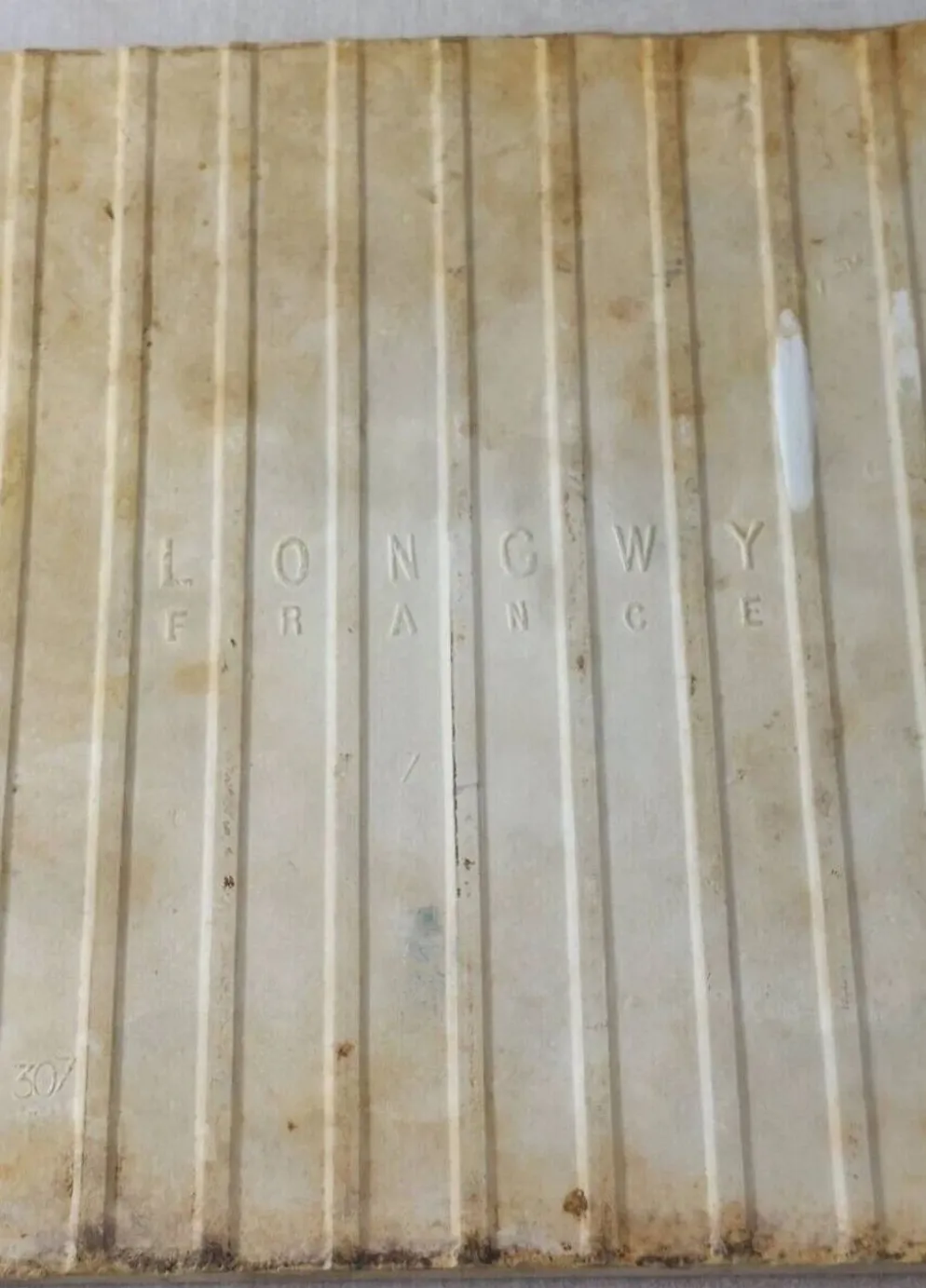Ancien carrelage / carreau, en céramique de Longwy