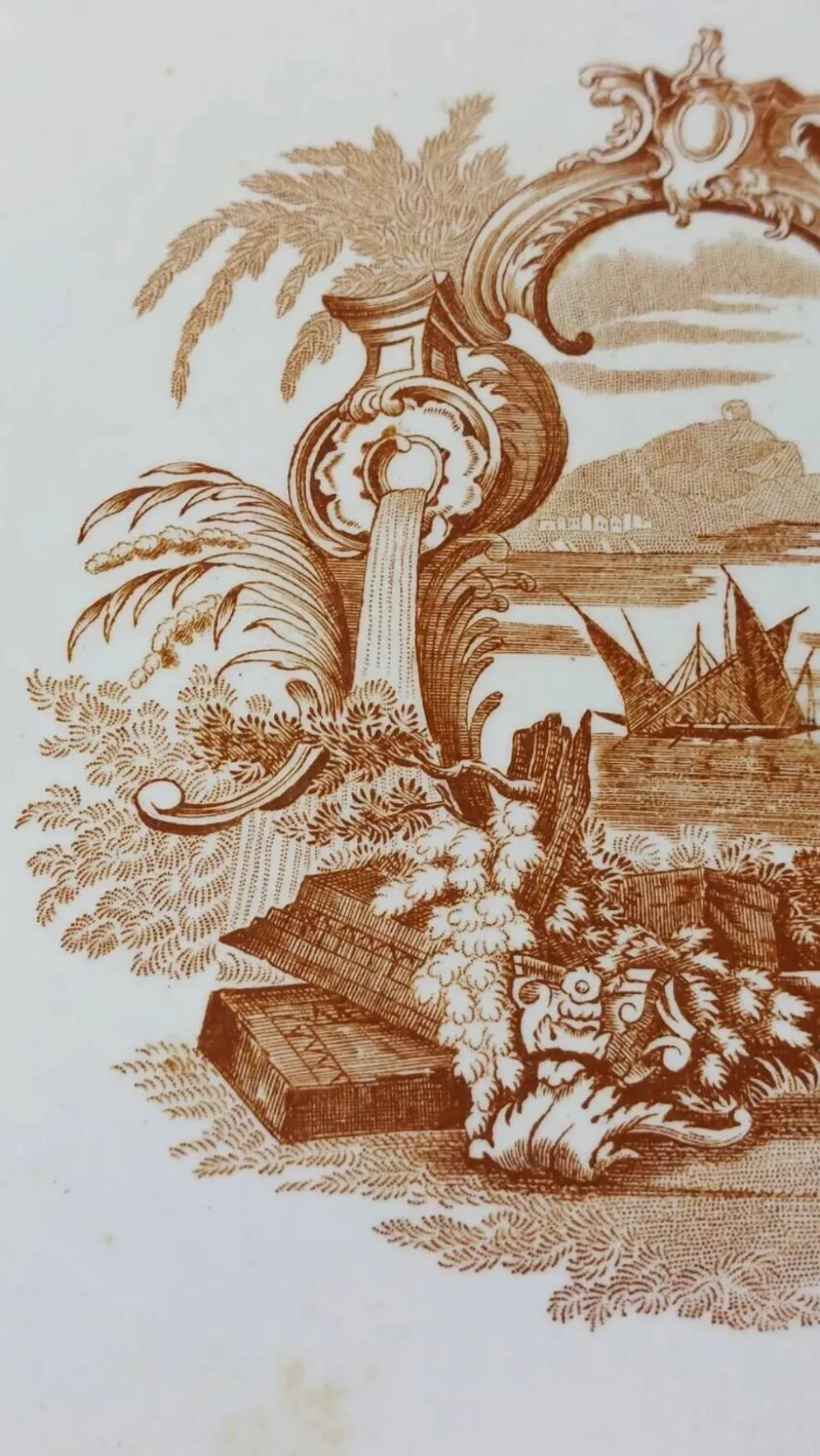 Ancien carrelage / carreau, en céramique de Longwy