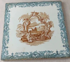 Ancien carrelage / carreau, en céramique de Longwy