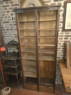 Ancien classeur à rideaux double en chêne