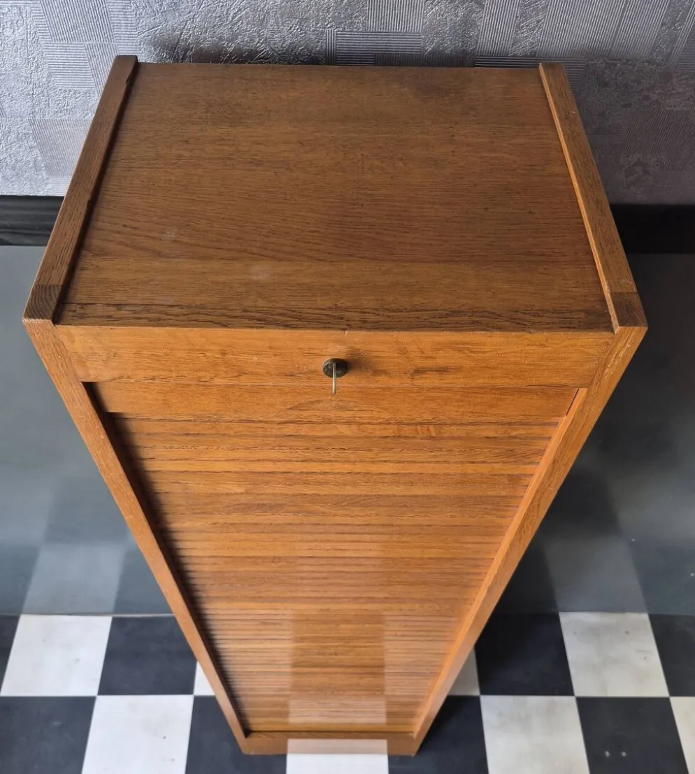 Ancien classeur à rideaux en bois massif