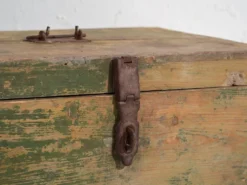 Ancien coffre en bois massif (c.1920) #77