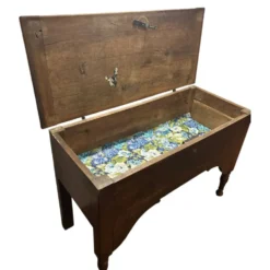 Ancien coffre en bois – meuble de rangement vintage