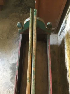Ancien coffre indien en bois