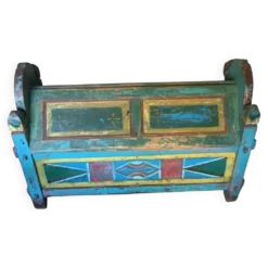 Ancien coffre indien en bois