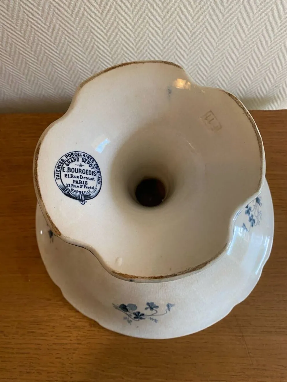 Ancien compotier signé E. Bourgeois Paris Grand Dépôt fin XIXeme