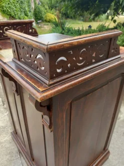 Ancien comptoir d'accueil année 20