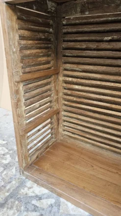 Ancien comptoir de boutiquier en teck birman