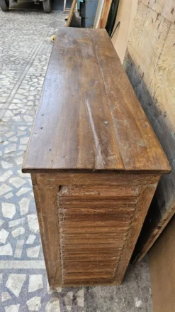 Ancien comptoir de boutiquier en teck birman