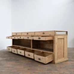 Ancien comptoir de commerce vitré en sapin - début XXème