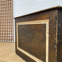 Ancien comptoir de magasin en bois début XXème
