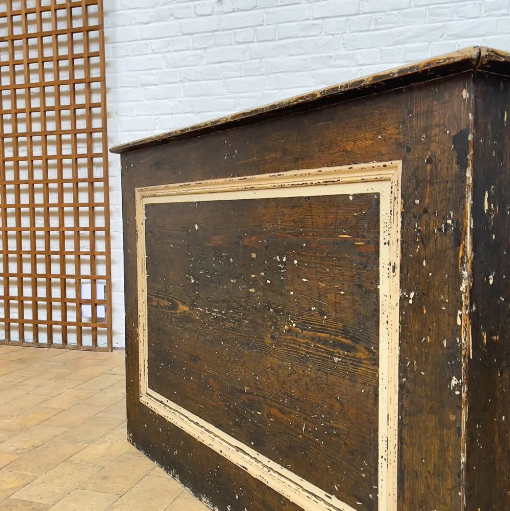 Ancien comptoir de magasin en bois début XXème