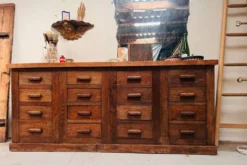 Ancien comptoir de mercerie en chêne