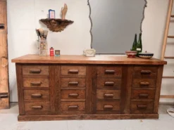 Ancien comptoir de mercerie en chêne
