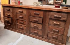 Ancien comptoir de mercerie en chêne