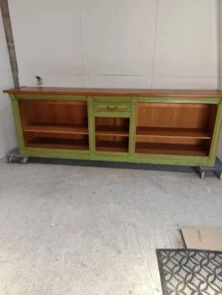Ancien comptoir en bois