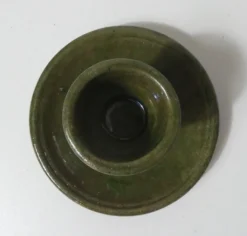 ancien coquetier en terre cuite vernissée