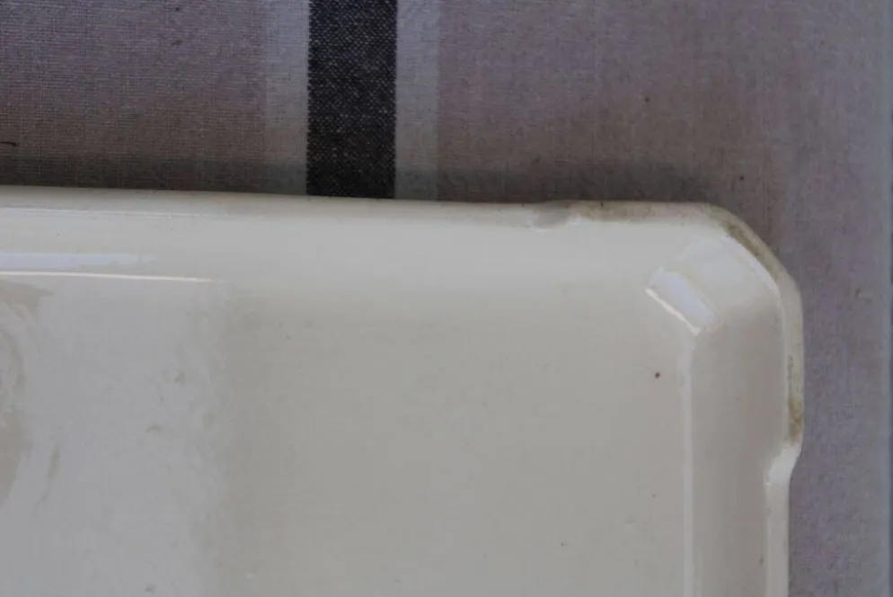 Ancien dessous de plat en céramique