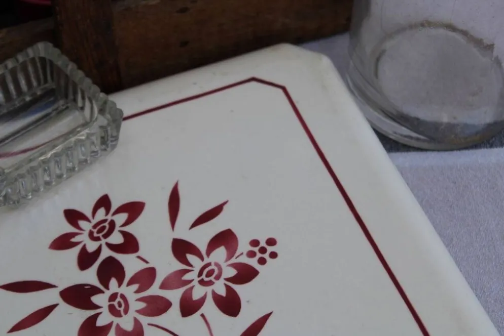 Ancien dessous de plat en céramique
