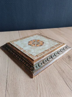Ancien Dessous de Plat en Céramique Italienne et Cadre Bois