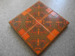 ancien dessous plat faïence orangetable vintage trivet