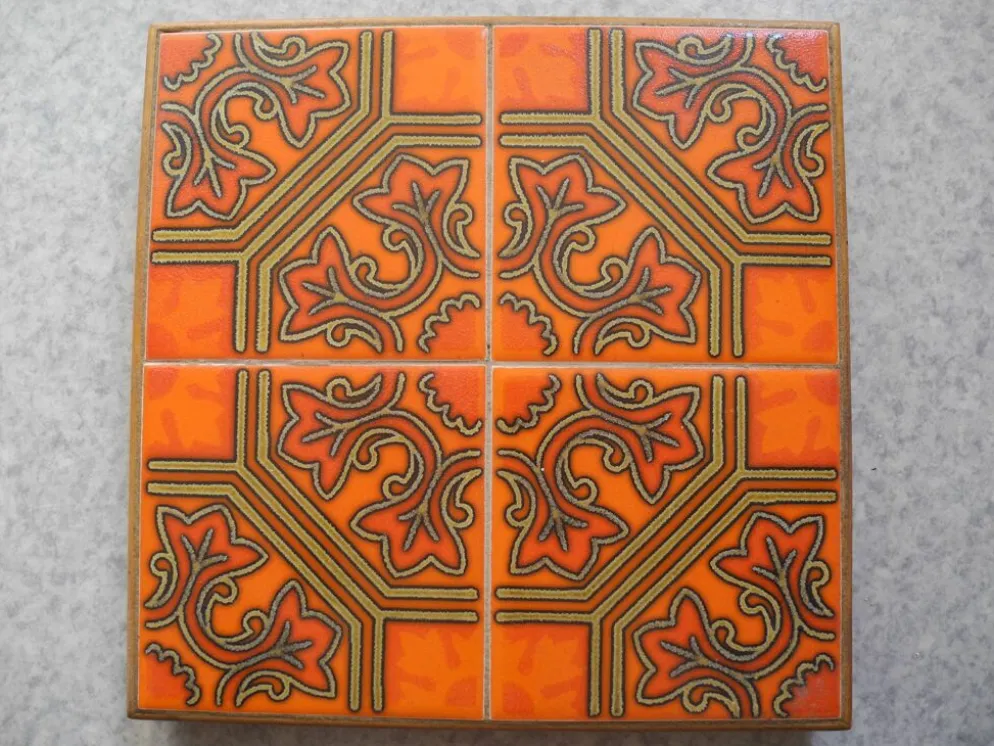 ancien dessous plat faïence orangetable vintage trivet
