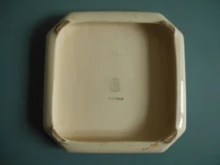 ancien dessous plat faïence Pornic La Rochelle table vintage trivet