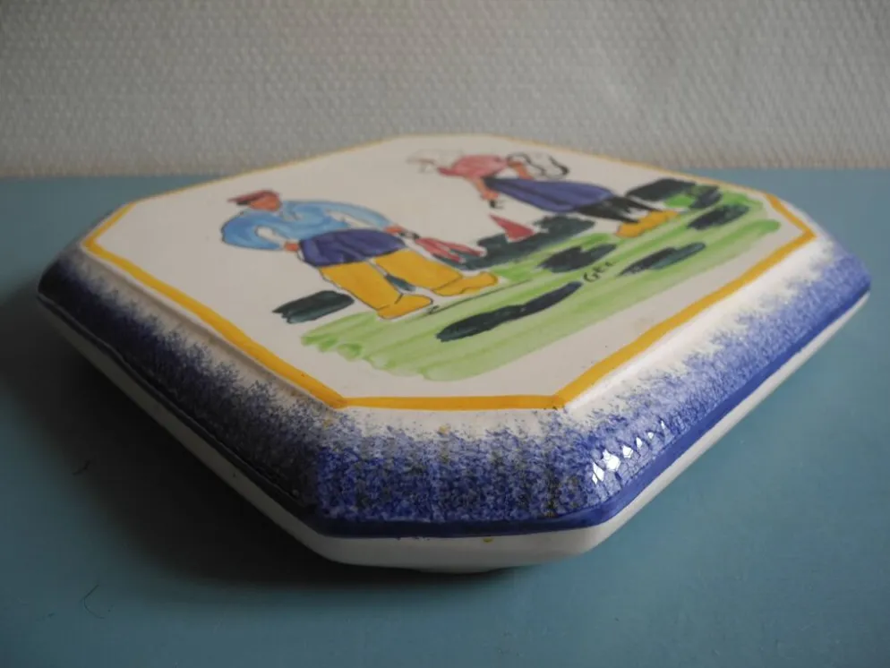 ancien dessous plat faïence Pornic La Rochelle table vintage trivet