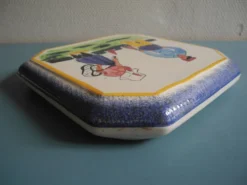 ancien dessous plat faïence Pornic La Rochelle table vintage trivet
