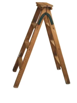 Ancien escabeau d'atelier en bois