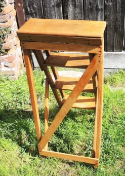 Ancien escabeau de peintre en bois
