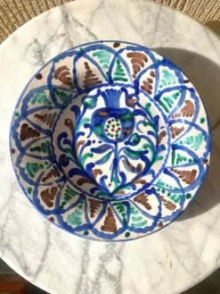 Ancien grand plat en faïence fajalauza