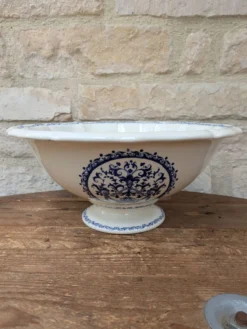 Ancien grand saladier Gien modèle Rouen arabesques bleu 30x14cm