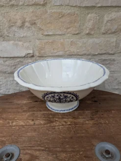 Ancien grand saladier Gien modèle Rouen arabesques bleu 30x14cm