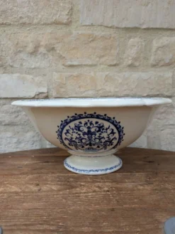 Ancien grand saladier Gien modèle Rouen arabesques bleu 30x14cm