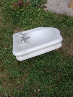 Ancien lavabo