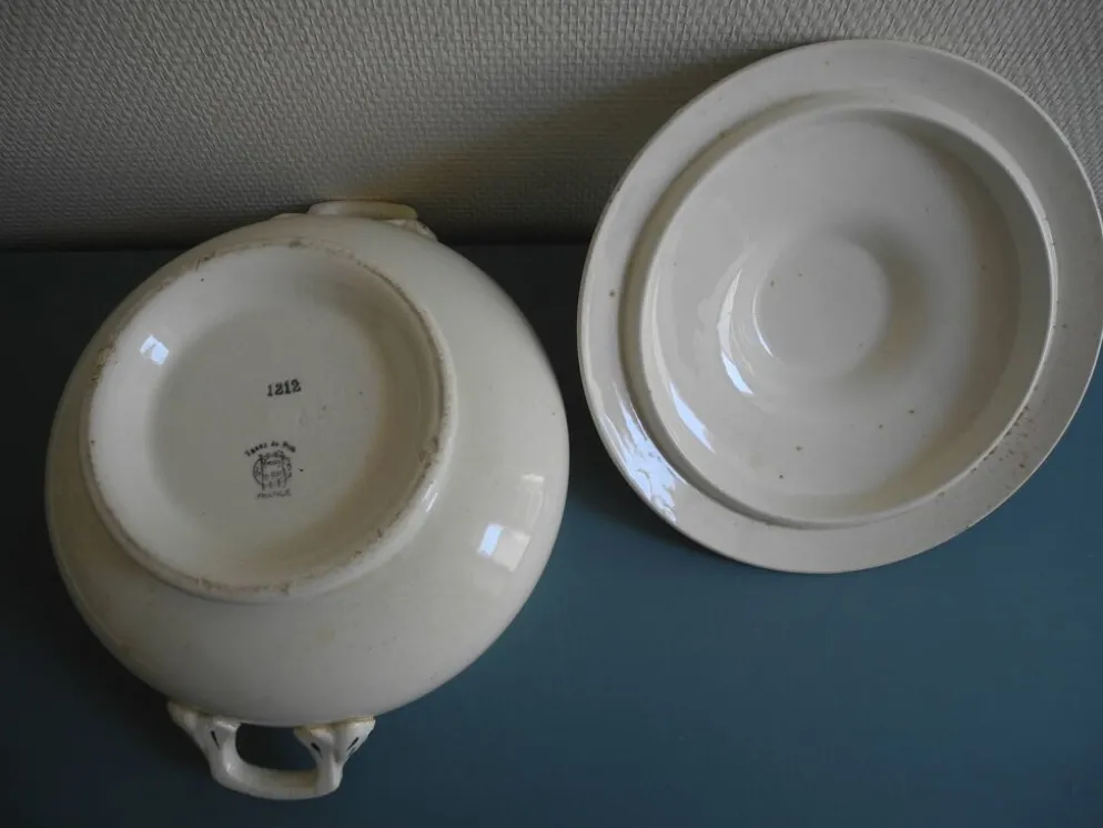 ancien légumier soupière Terre Fer Choisy Roi antique french dish
