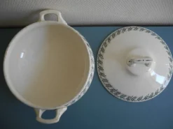 ancien légumier soupière Terre Fer Choisy Roi antique french dish